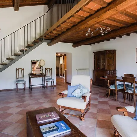 Alloggio per agriturismo Castello Del Trebbio *