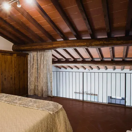 Alloggio per agriturismo Castello Del Trebbio LʼOpaco
